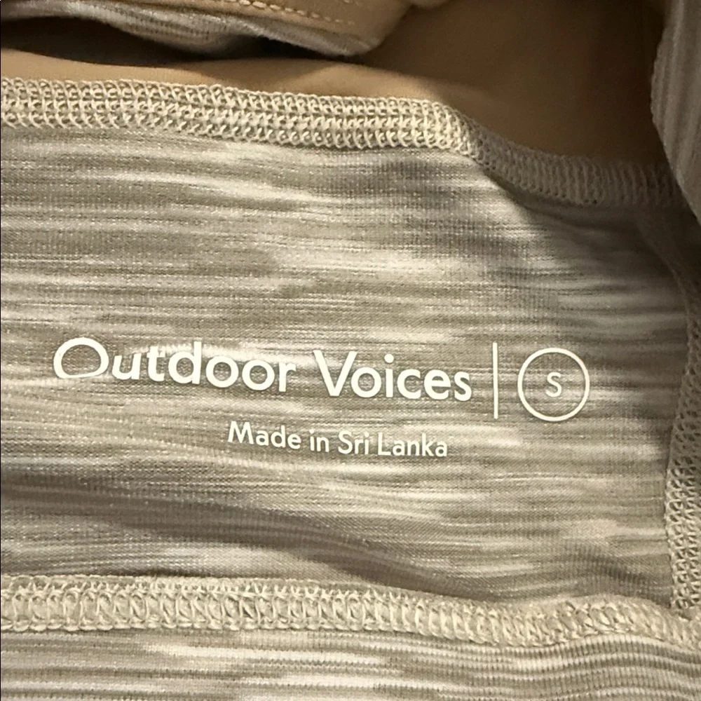 NEW Outdoor Voices Biker shorts and Free form crop top Oatmeal set SM